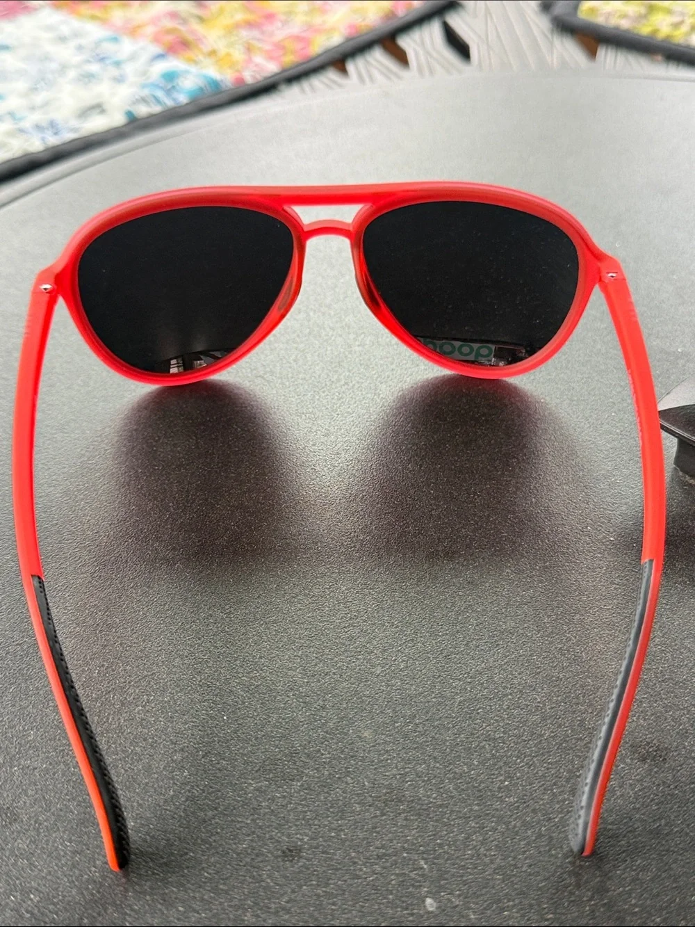 Captain Blunts Red Eye Aviator Sunglasses with Pink Mirror Lenses GOODR